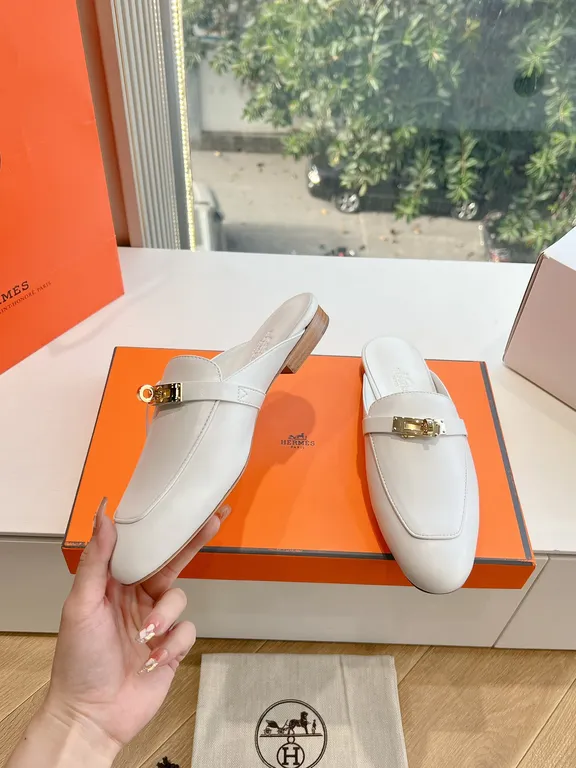 Hermes Shoe 